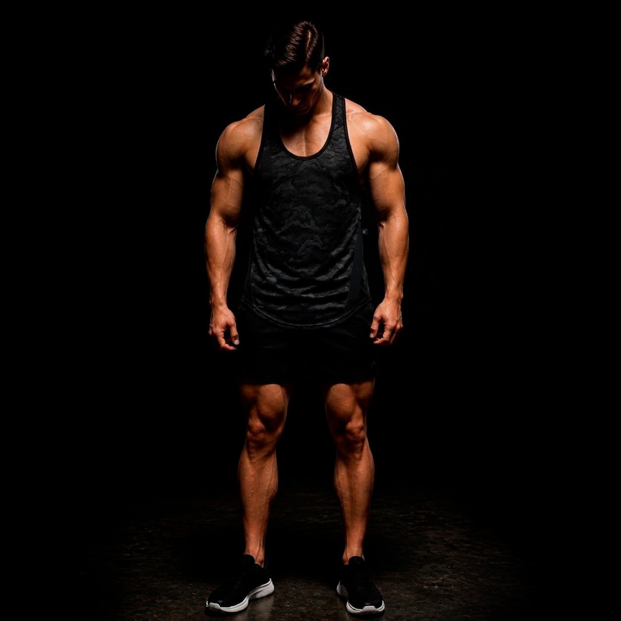 MONOCHROME GRID -TANK